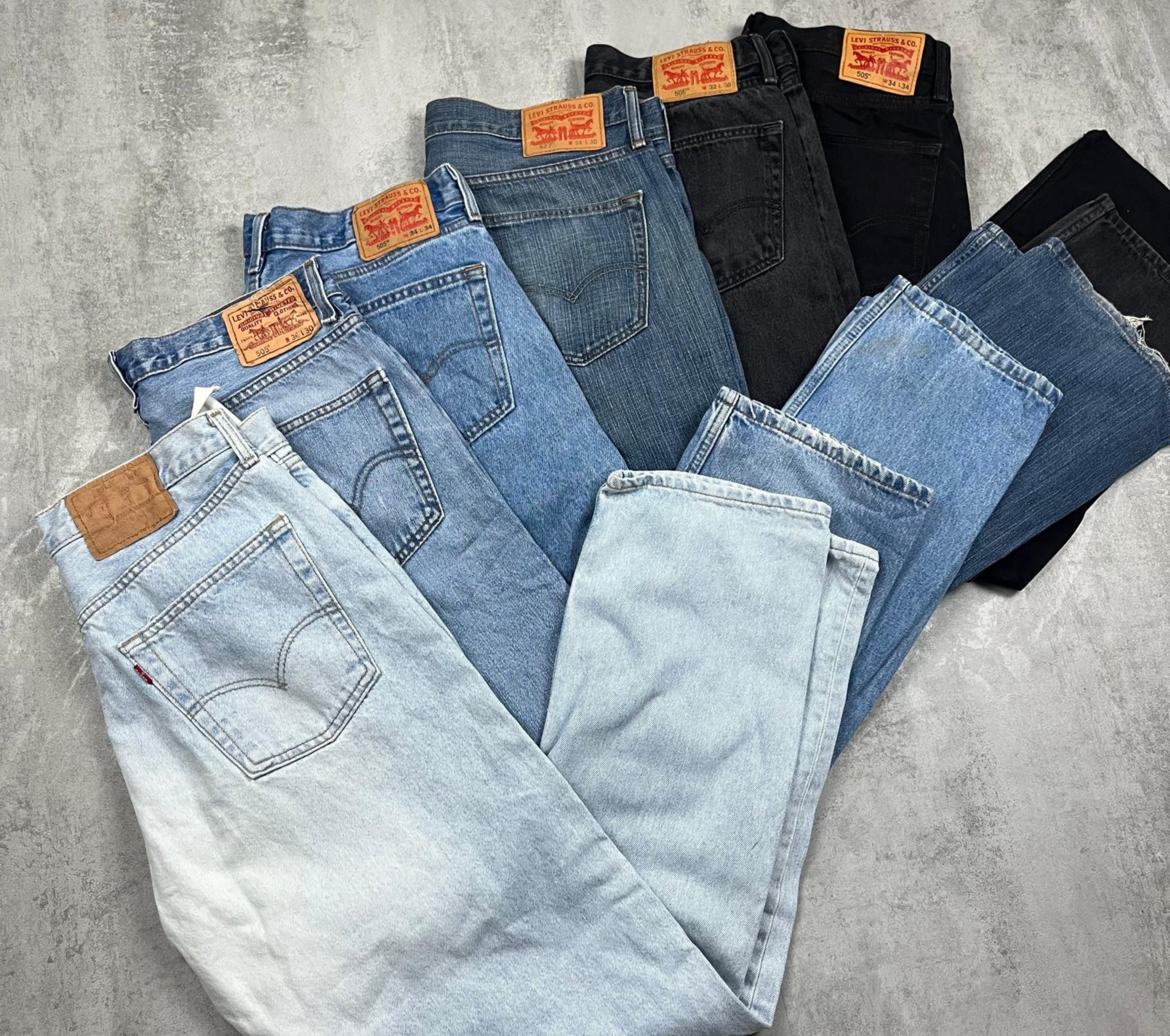 Levis