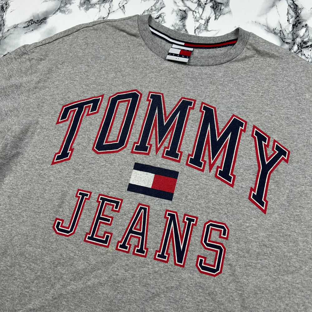 (XS) Vintage Tommy Jeans T-Shirt Grau