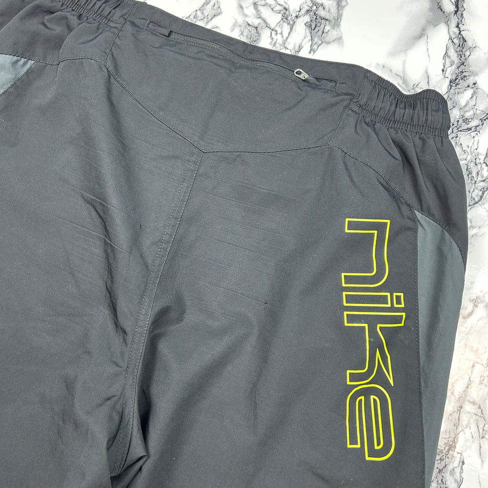 (M) Vintage Nike Trackshorts Shorts Nylon Schwarz