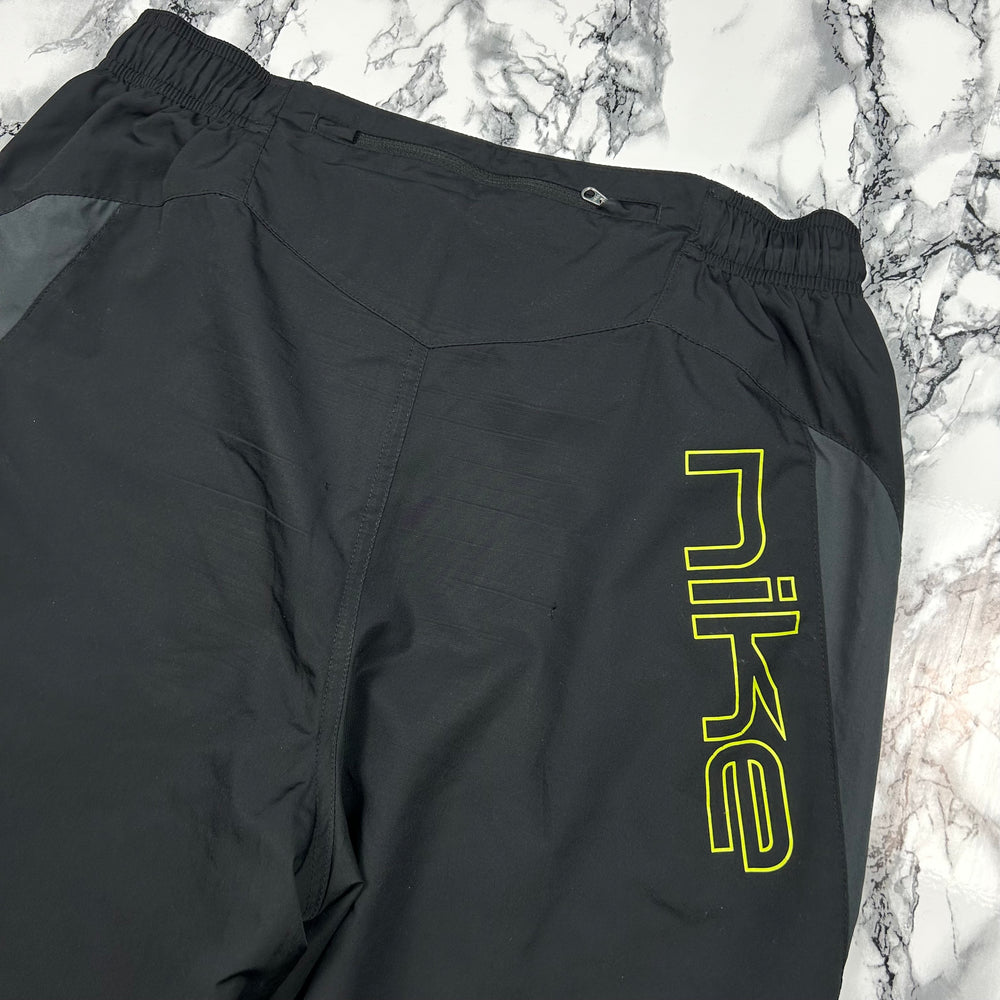 (M) Vintage Nike Trackshorts Shorts Nylon Schwarz